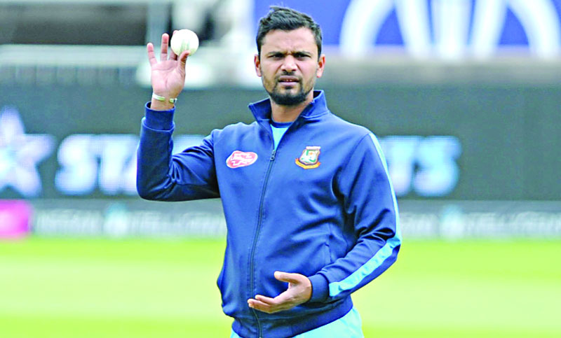 বিপিএল দিয়ে ফিরছেন মাশরাফি