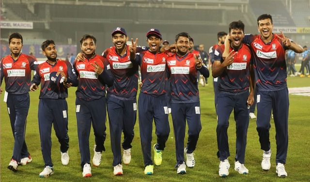 নাঈমের সেঞ্চুরি, শেষ চারে বরিশাল