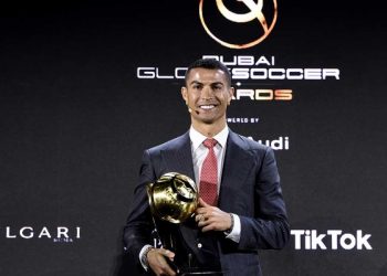 শতাব্দির সেরা ফুটবলার রোনালদো