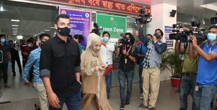 ভয়কে জয় করে টিকা নিয়ে উচ্ছ্বসিত তামিম