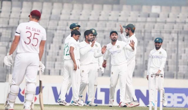 ৪০৯ রানে থামলো উইন্ডিজ