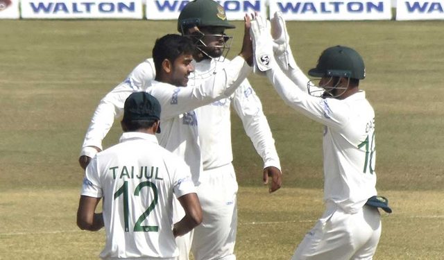 সেঞ্চুরির পর ৪ উইকেট মিরাজের, উইন্ডিজ অলআউট ২৫৯