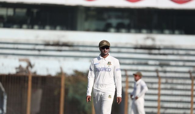 মাঠে নেই সাকিব, চট্টগ্রাম টেস্টে নামতে পারবেন তো?