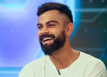 বিশ্বরেকর্ডের অপেক্ষায় কোহলি