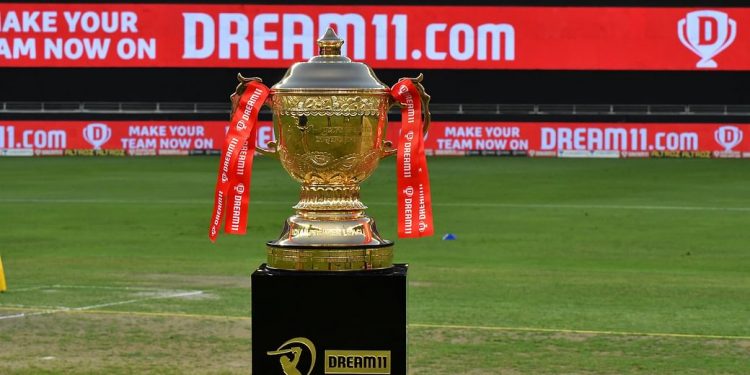 করোনায় পাল্টে যাচ্ছে আইপিএলের যেসব নিয়ম