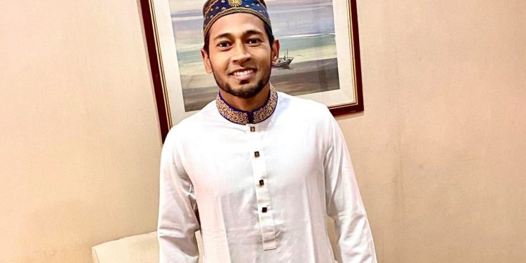 রমজানে প্রার্থনা মুশফিক-সাকিবদের