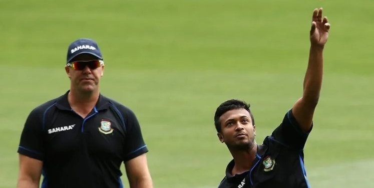 সাকিবের ফোন নম্বর জুয়াড়িকে দিয়েছিলেন স্ট্রিক!