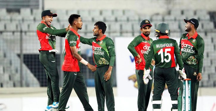 শ্রীলঙ্কাকে উড়িয়ে ইতিহাস গড়ল বাংলাদেশ
