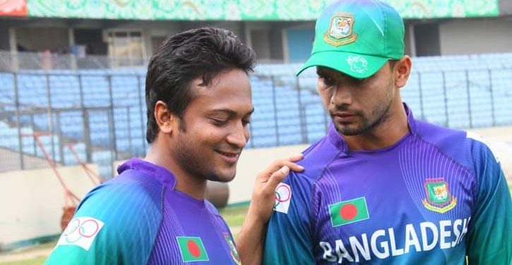 মাশরাফিকে ছুঁয়ে ফেললেন সাকিব