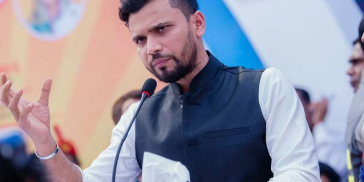 লোভনীয় অফারে এমএলএম ব্যবসা : চুক্তি বাতিল করলেন মাশরাফি