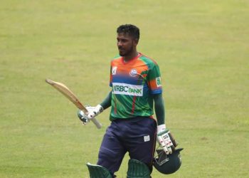 ব্যাট হাতে লিগের সেরা যারা