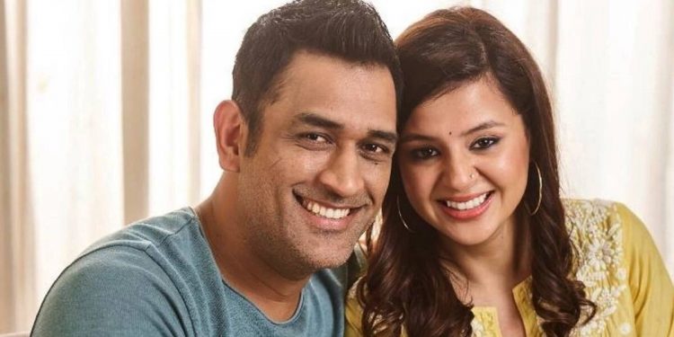 জন্মদিনে ধোনির আলোচিত “চার”