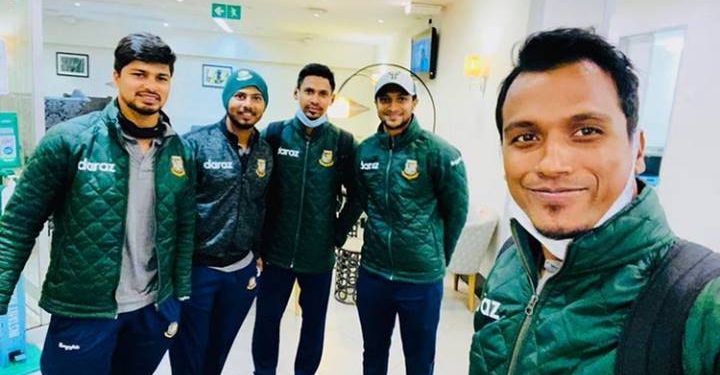 জিম্বাবুয়ে থেকে ফিরেই হোটেলবন্দী সাকিব-রিয়াদরা