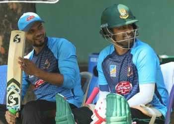 মাশরাফিকে মেন্টর হিসেবে চান তামিম