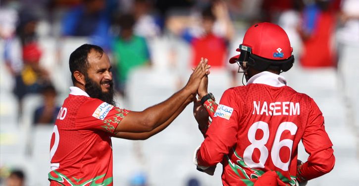 প্রথম ৪ উইকেট জিশানের, আসাদ ভালার প্রথম ফিফটি