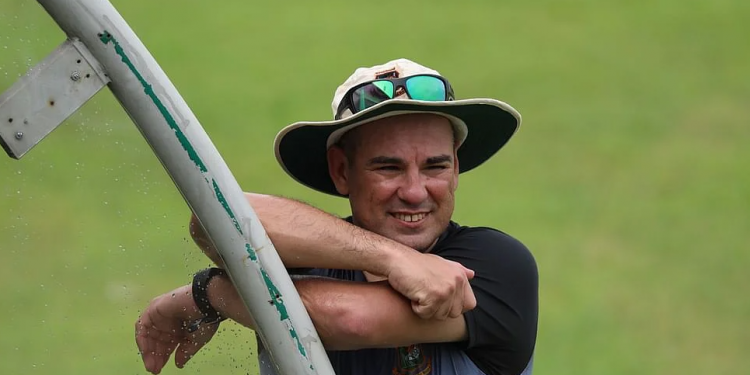 অস্ট্রেলিয়া বিশ্বকাপে ভাল করবে বাংলাদেশ: ডমিঙ্গো