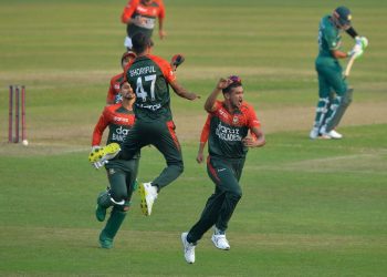 আশা জাগিয়েও পারলো না বাংলাদেশ