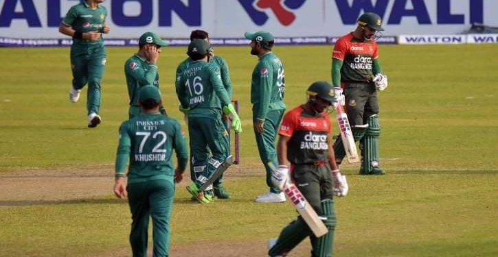 শহিদুলের অভিষেক, সাইফ নেই একাদশে