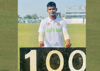 নাসুমের অন্যরকম সেঞ্চুরি