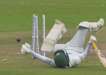 রেকর্ড সর্বনিম্ন রান বাংলাদেশের