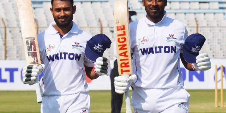 শতরানে ছন্দে ফিরলেন মিঠুন