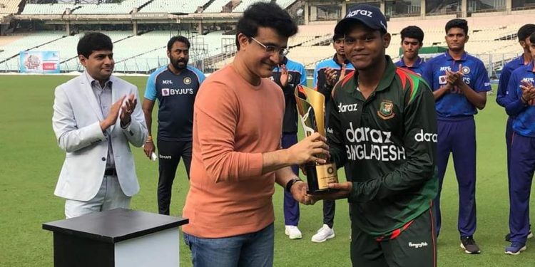 ভারতকে হারিয়ে শিরোপা জিতল জুনিয়র টাইগাররা