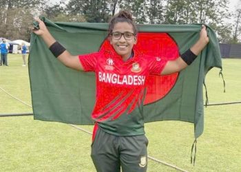 শুরুতেই রুমানাদের বাজিমাত