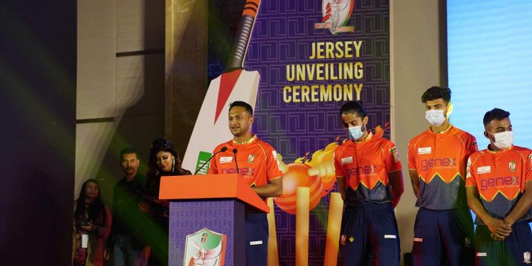 দুই-তিনজন পাওয়া যাবে- আশাবাদী সাকিব