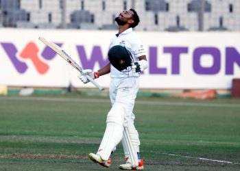 মিঠুনের ব্যাটে প্রথম ডাবল সেঞ্চুরি