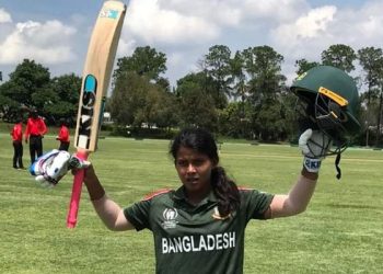 একাই লড়লেন শারমিন