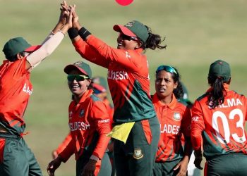 সাকিব-তামিমদের প্রশংসায় ভাসছেন বাংলাদেশের মেয়েরা