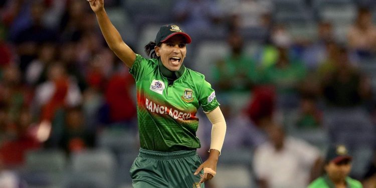 বিশ্বকাপের সেরা একাদশে সালমা