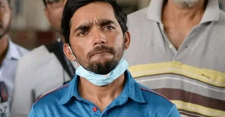 বিমানবন্দরে প্রশ্নের মুখে মুমিনুল