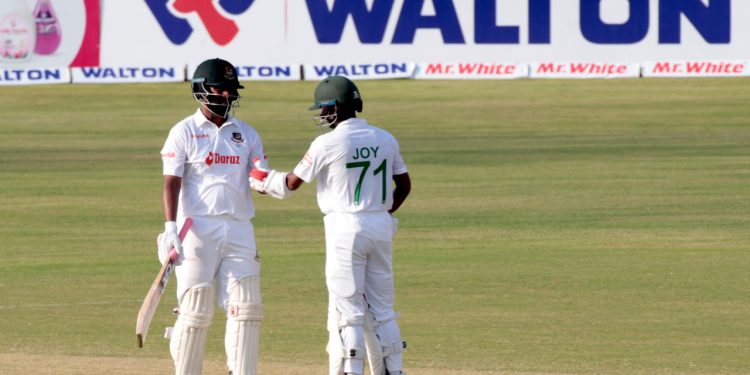 শেষ বিকেলের চমকে দিন বাংলাদেশের