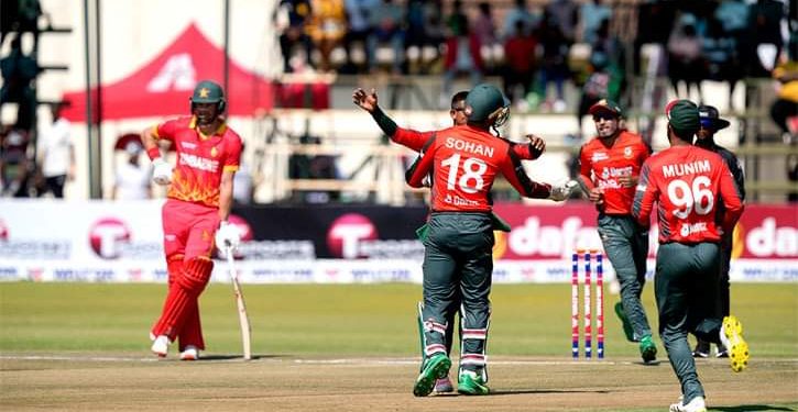 মোসাদ্দেক ম্যাজিক: পাঁচ উইকেট নিয়ে চমক