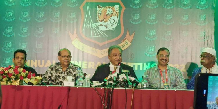 ঢাকার সব ক্লাবের ভোটাধিকার সমান করল বিসিবি