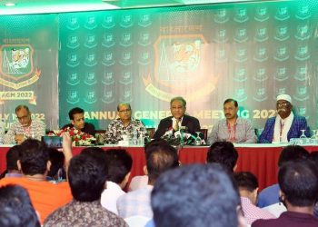 লিগের প্রশ্নবিদ্ধ আম্পায়ারিং নিয়ে যা বললেন পাপন