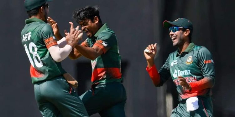 উন্নতি তাইজুলের, অবনতি লিটন-মুশফিকের