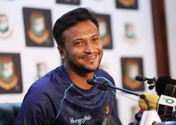 আমরা ফোর-ফাইভের ছাত্র না যে সব শিখিয়ে দিতে হবে: সাকিব