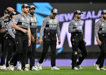 অস্ট্রেলিয়াকে উড়িয়ে বিশ্বকাপে শুভ সূচনা নিউজিল্যান্ডের