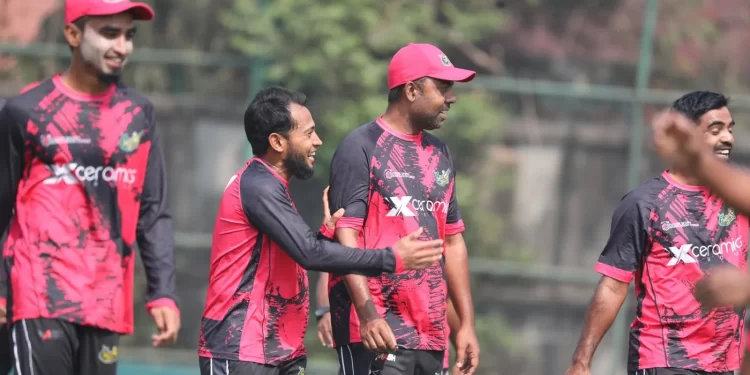 বিপিএলে ফাইনালের উঠার লড়াই