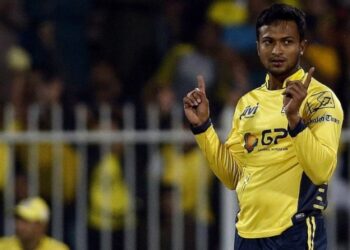 পিএসএল ছাড়লেন সাকিব