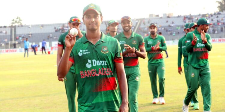 ৩৭ বছরের ইতিহাসে প্রথম