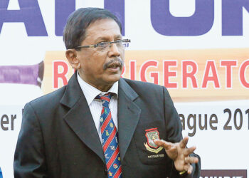 স্বাধীনতা পুরস্কার পেলেন রকিবুল হাসান