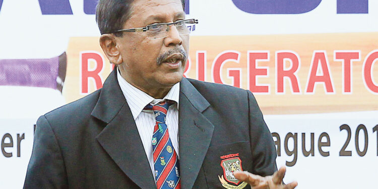 স্বাধীনতা পুরস্কার পেলেন রকিবুল হাসান