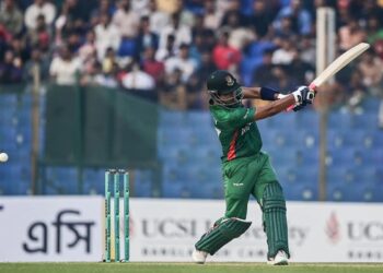 ১০০ ম্যাচ পর রনি