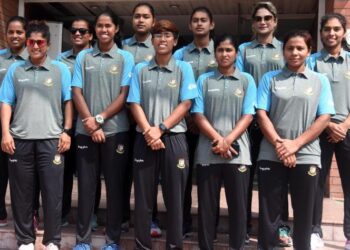 বৃষ্টি হাসল কলম্বোতে