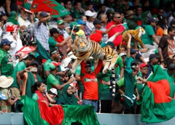 ১০০ টাকায় ঢাকা টেস্ট