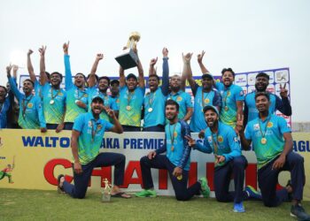 শিরোপা ফিরে পেলো আবাহনী