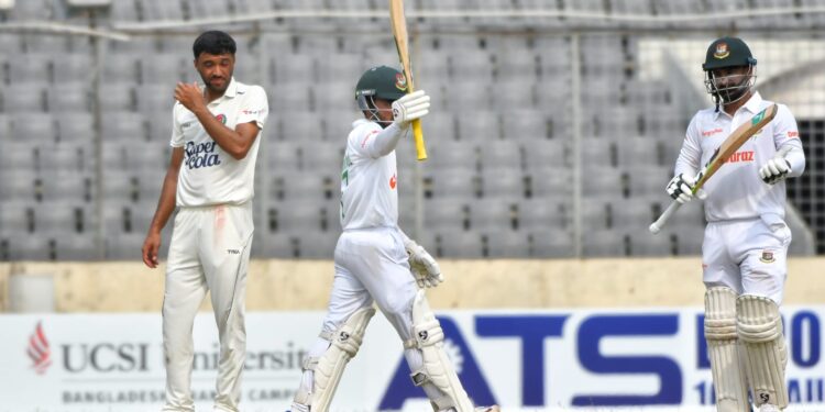 জয়ের সুবাস পাচ্ছে বাংলাদেশ